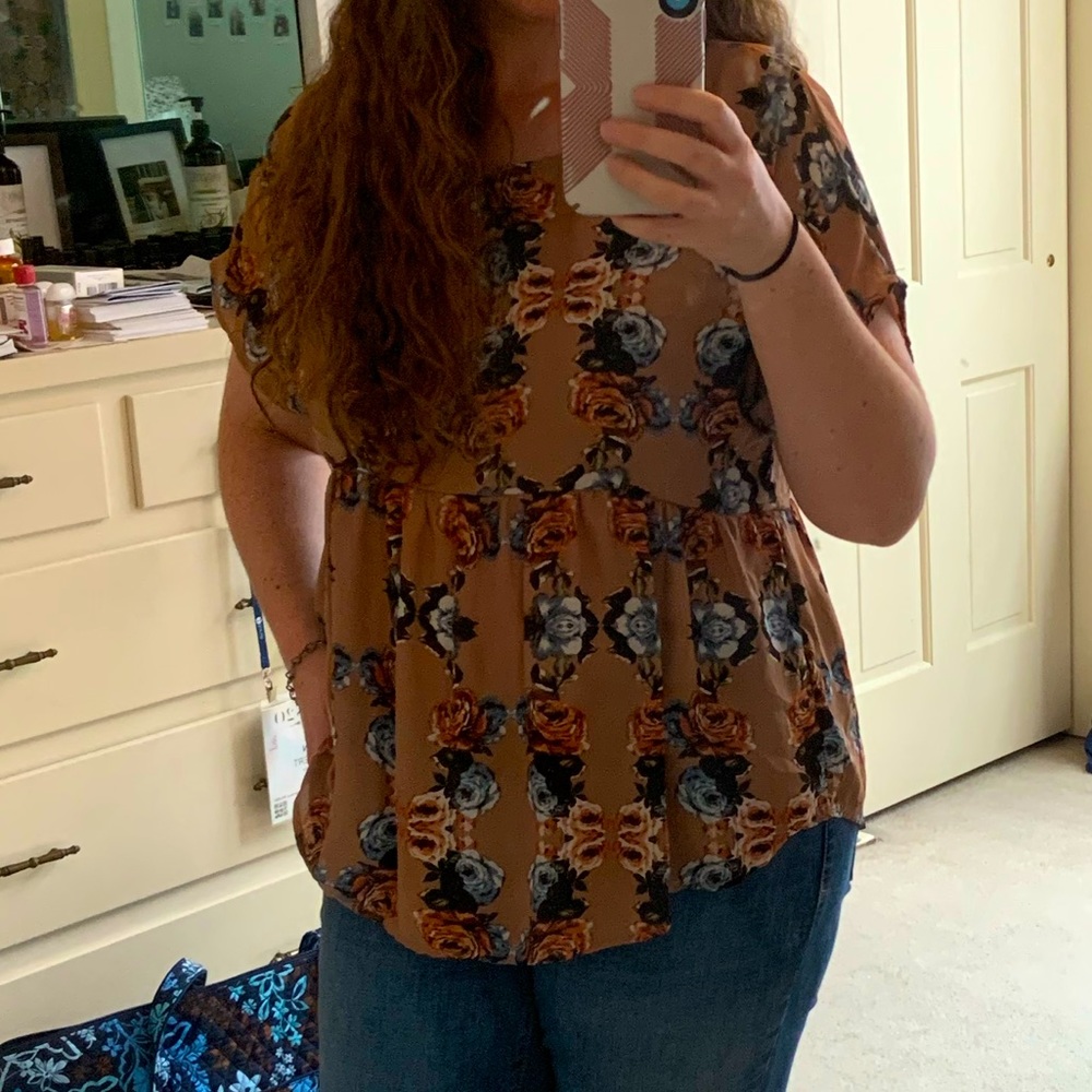Love21 Floral Top - Size L